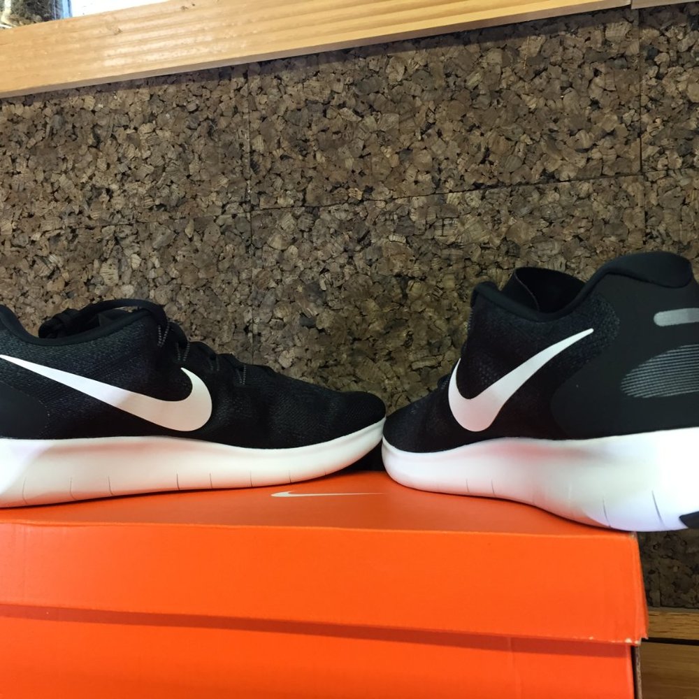 Nike Men's Free RN 2017 Running Shoes, 12.5 - Picture 5 of 6